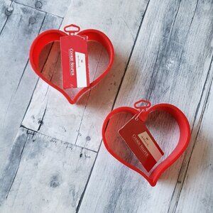 New Vintage Hallmark Plastic Open Cookie Cutters Heart